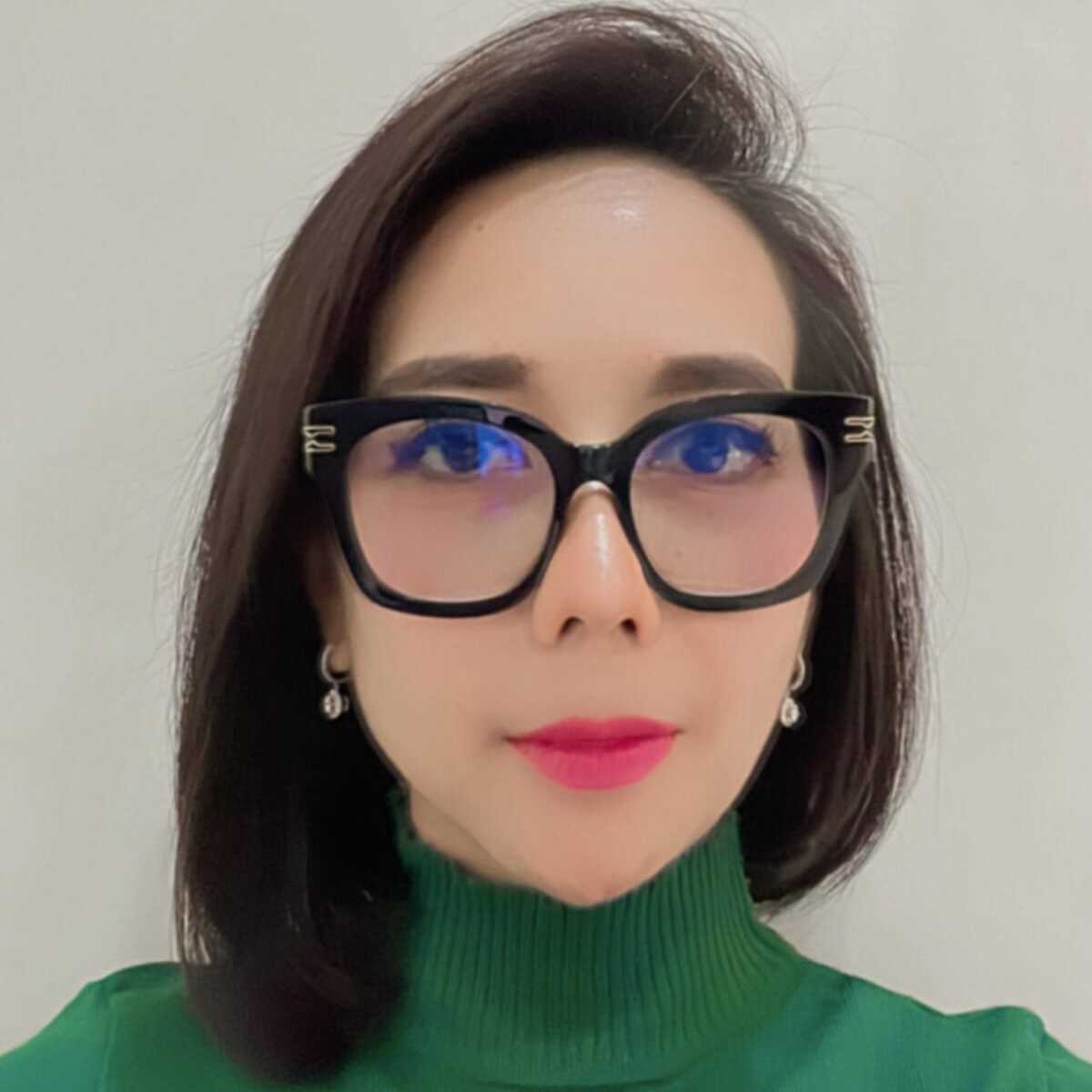 Ruth Maraningtyas Puji Astuti, S.E